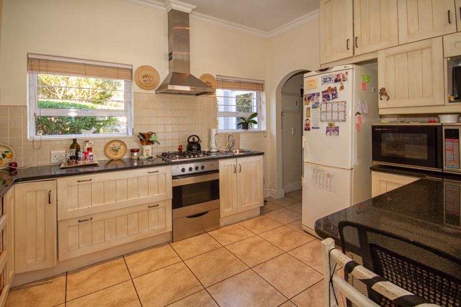 3 Bedroom Property for Sale in Upper Main Street Western Cape